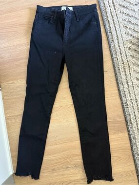 Abercrombie & Fitch Black High-Rise Super Skinny Jeans
